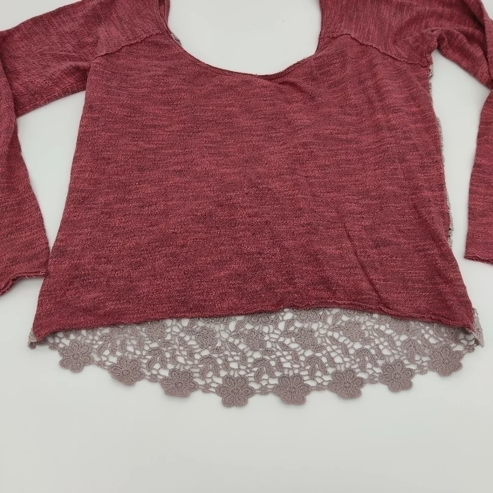 Free People M lace cropped top
